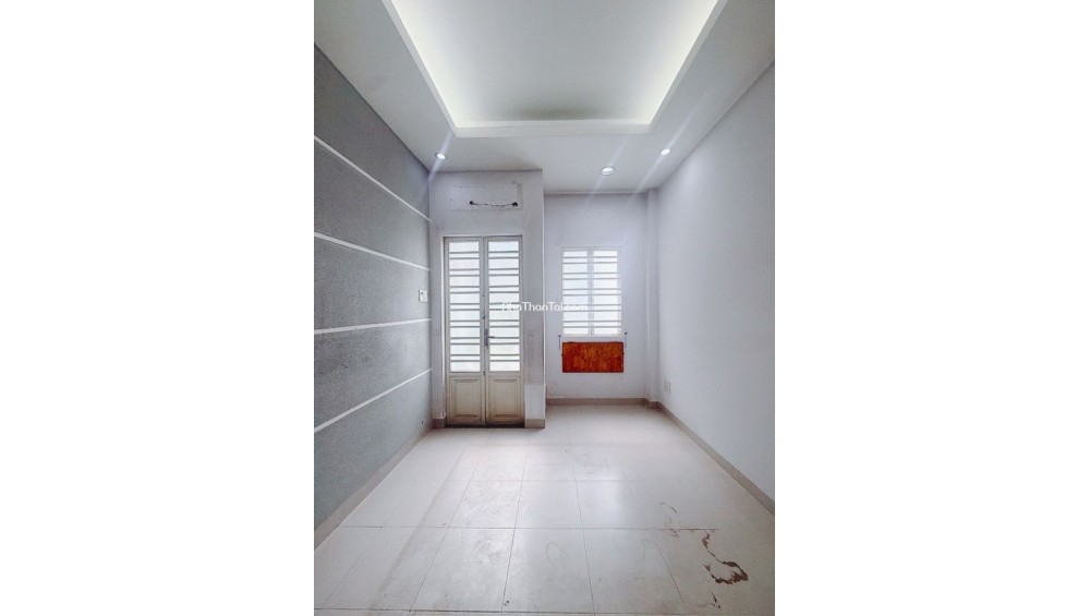 Nhà Tôn Đản , Quận 4, 1 lững , 2 lầu, 21 m2.